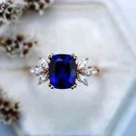 2.20 Carat Blue Sapphire Gemstone Lab Grown Diamond Gold Ring - Image 5
