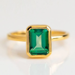Green Emerald Gemstone Ring