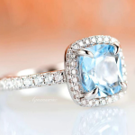 2.50 Carat Aquamarine Gemstone Gold Ring - Image 2